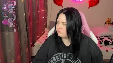 LinaBoo online show from February 2026 04:32:01 AM