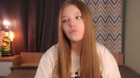 Kate online show from November 2025 01:45:02 PM