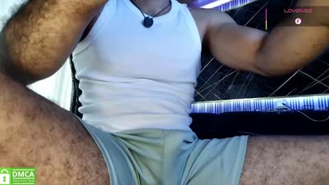 Snapshot of ben_blaze chatting on June 2026 03:32:02 AM BEN online show from June 2026 03:32:02 AM