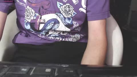 benijamin online show from November 2025 11:20:02 PM