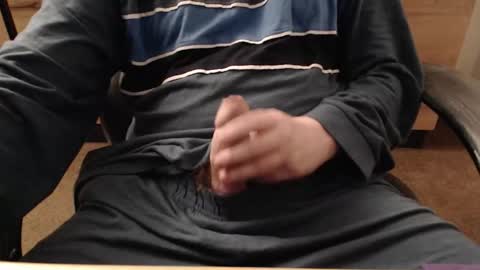 Snapshot of benni90er chatting on November 2025 10:15:01 PM benni90er online show from November 2025 10:15:01 PM