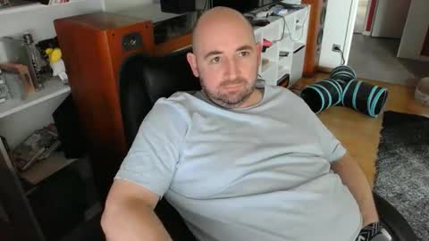 Ben online show from December 2025 10:33:01 AM