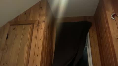 Snapshot of bennymn chatting on January 2026 05:00:01 AM benny and innocentvixon online show from January 2026 05:00:01 AM