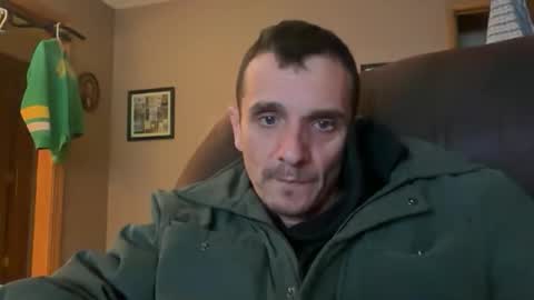 Snapshot of bennymn chatting on March 2026 02:52:01 AM benny and innocentvixon online show from March 2026 02:52:01 AM