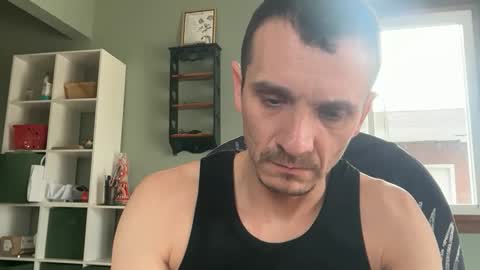 Snapshot of bennymn chatting on March 2026 05:17:01 PM benny and innocentvixon online show from March 2026 05:17:01 PM