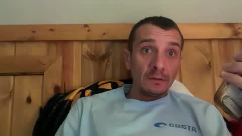 Snapshot of bennymn chatting on May 2026 01:38:01 PM benny and innocentvixon online show from May 2026 01:38:01 PM
