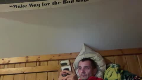 Snapshot of bennymn chatting on May 2026 02:28:01 AM benny and innocentvixon online show from May 2026 02:28:01 AM