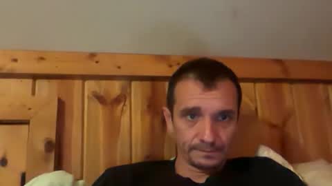 Snapshot of bennymn chatting on May 2026 06:09:01 PM benny and innocentvixon online show from May 2026 06:09:01 PM