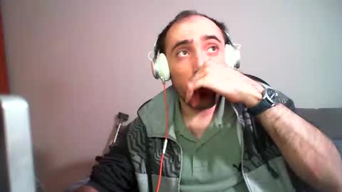 bentish online show from February 2025 03:52:02 PM