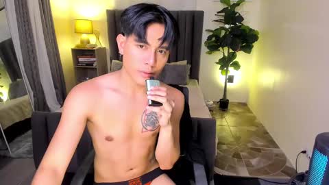 Snapshot of bentlyfuck chatting on January 2025 02:00:01 PM bentlyfuck online show from January 2025 02:00:01 PM