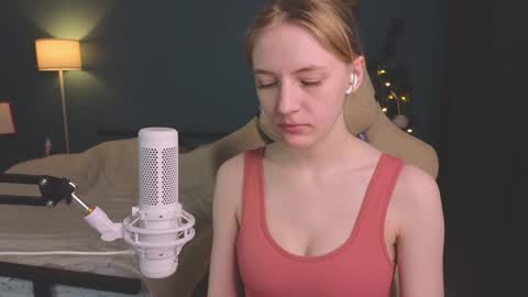 Snapshot of benty_bunny chatting on January 2025 06:26:01 PM Alice online show from January 2025 06:26:01 PM