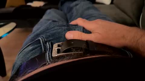 Snapshot of benz10001 chatting on November 2025 09:25:02 PM benz10001 online show from November 2025 09:25:02 PM