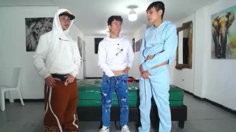 benz boys online show from October 2025 11:44:01 AM