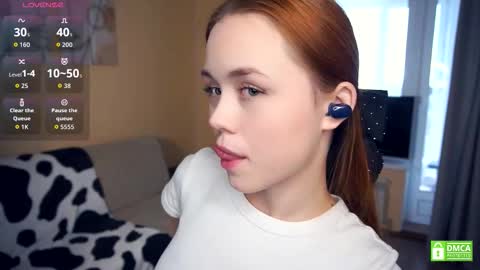 Snapshot of berenicefarran chatting on September 2025 08:18:02 AM Ora Enderson online show from September 2025 08:18:02 AM