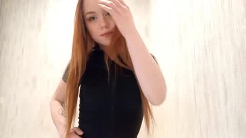Snapshot of berenicefarran chatting on March 2026 06:04:01 PM Ora Enderson online show from March 2026 06:04:01 PM