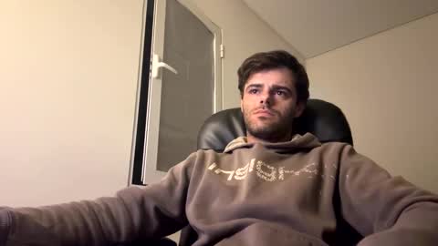 Berltex online show from December 2025 05:24:02 AM