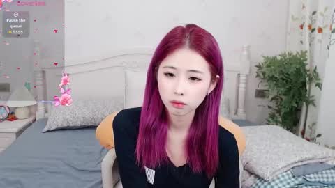 berniceafra online show from November 2025 05:23:01 PM