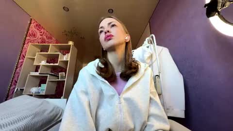 Sofia online show from October 2025 05:16:02 AM