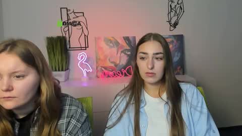 Snapshot of berry_vibe chatting on November 2025 12:27:02 PM berry vibe online show from November 2025 12:27:02 PM