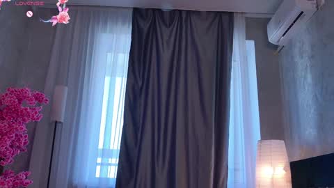 berrybitte online show from April 2026 08:37:01 AM