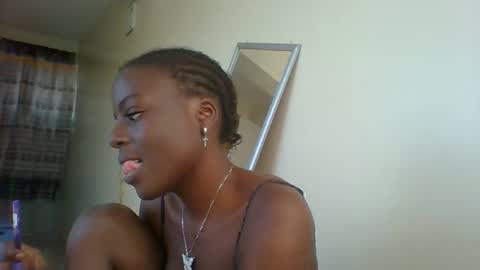 Juicey online show from April 2026 01:55:02 PM