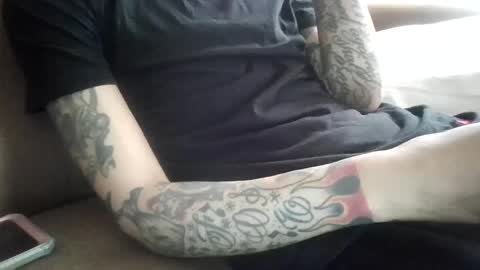 Snapshot of bertdollaz757 chatting on February 2025 02:40:01 PM ToxicPipe757 online show from February 2025 02:40:01 PM