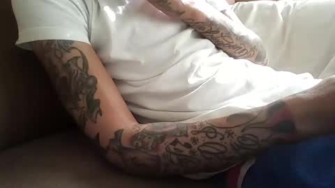 Snapshot of bertdollaz757 chatting on February 2025 07:58:02 PM ToxicPipe757 online show from February 2025 07:58:02 PM