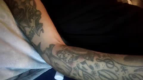 Snapshot of bertdollaz757 chatting on September 2025 02:06:02 AM ToxicPipe757 online show from September 2025 02:06:02 AM