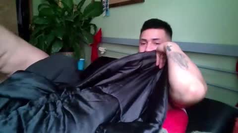 Snapshot of besosypasion chatting on November 2025 06:51:02 PM besosypasion online show from November 2025 06:51:02 PM