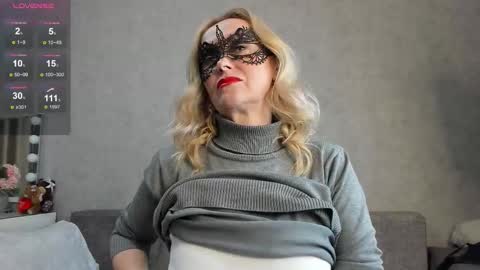 Snapshot of best__angelica chatting on November 2025 04:09:02 PM best__angelica online show from November 2025 04:09:02 PM