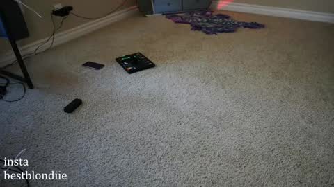 Snapshot of bestblondiiecb chatting on February 2025 08:30:01 PM Chloe Next stream on Friday online show from February 2025 08:30:01 PM