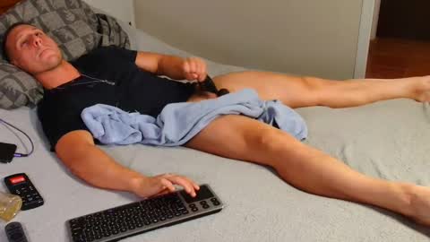 twitter zack1fisher online show from February 2025 03:01:02 AM