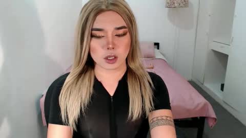 Snapshot of bestgirljulia chatting on September 2025 02:55:01 AM bestgirljulia online show from September 2025 02:55:01 AM