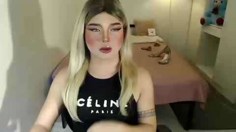 Snapshot of bestgirljulia chatting on September 2025 09:29:02 PM bestgirljulia online show from September 2025 09:29:02 PM