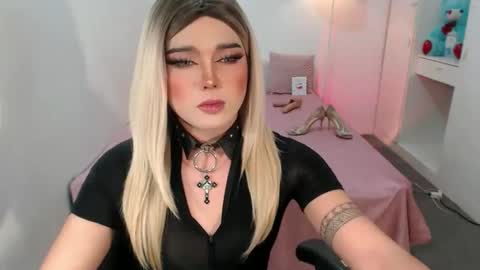 Snapshot of bestgirljulia chatting on October 2025 01:03:02 AM bestgirljulia online show from October 2025 01:03:02 AM