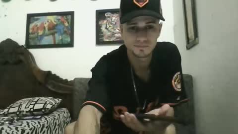 Andres online show from February 2025 10:39:01 PM