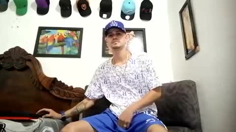 Andres online show from February 2025 11:20:01 PM