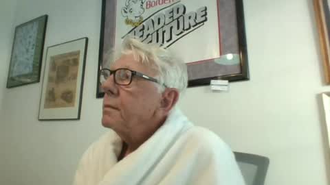 Snapshot of bestshot1951 chatting on June 2026 10:58:02 AM bestshot1951 online show from June 2026 10:58:02 AM