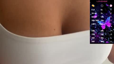 Snapshot of bestteya chatting on October 2025 11:19:01 AM Teya online show from October 2025 11:19:01 AM