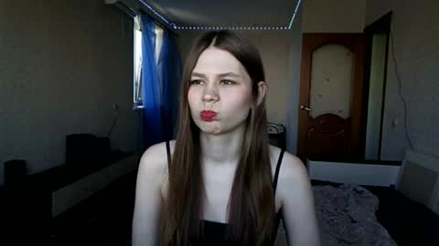Snapshot of bethkallberg chatting on June 2026 11:14:01 AM Leila online show from June 2026 11:14:01 AM