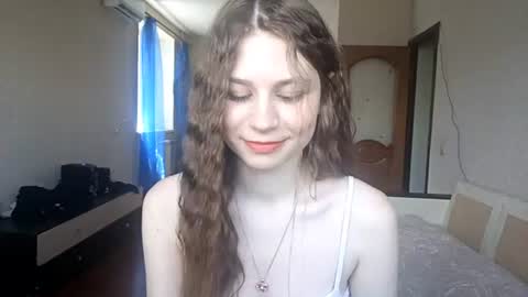 Snapshot of bethkallberg chatting on June 2026 09:09:01 AM Leila online show from June 2026 09:09:01 AM