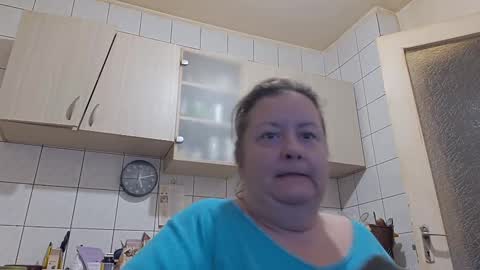 bethnorth online show from October 2025 02:10:01 AM