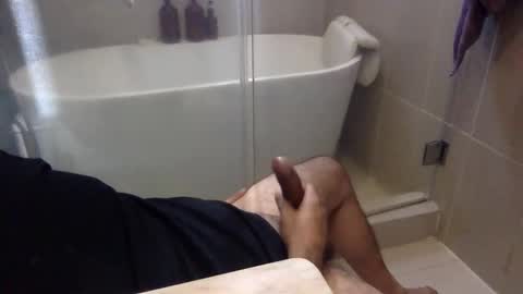 Virtual Gentleman online show from March 2025 02:32:02 PM