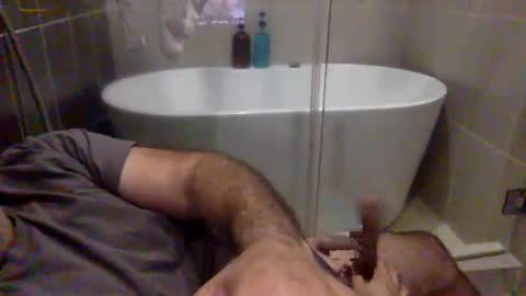 Virtual Gentleman online show from October 2025 09:34:02 AM