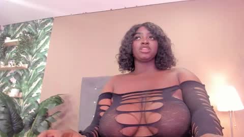 Snapshot of betsybennet chatting on March 2026 04:16:02 AM BETSY online show from March 2026 04:16:02 AM