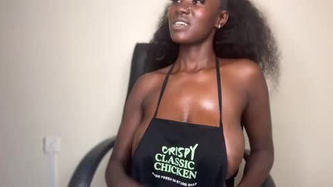 Snapshot of betty_fire_ chatting on February 2025 09:20:02 PM Adah online show from February 2025 09:20:02 PM