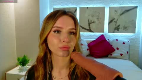 Betty online show from February 2026 08:52:01 PM