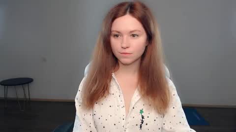 Snapshot of bettystar_ chatting on December 2024 06:22:01 PM Betty online show from December 2024 06:22:01 PM