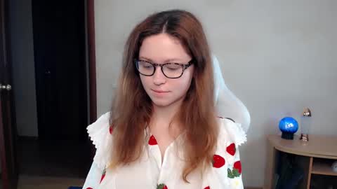 Snapshot of bettystar_ chatting on January 2025 08:14:02 PM Betty online show from January 2025 08:14:02 PM