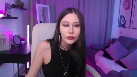 Snapshot of bety_white chatting on June 2026 08:05:02 AM Katie online show from June 2026 08:05:02 AM